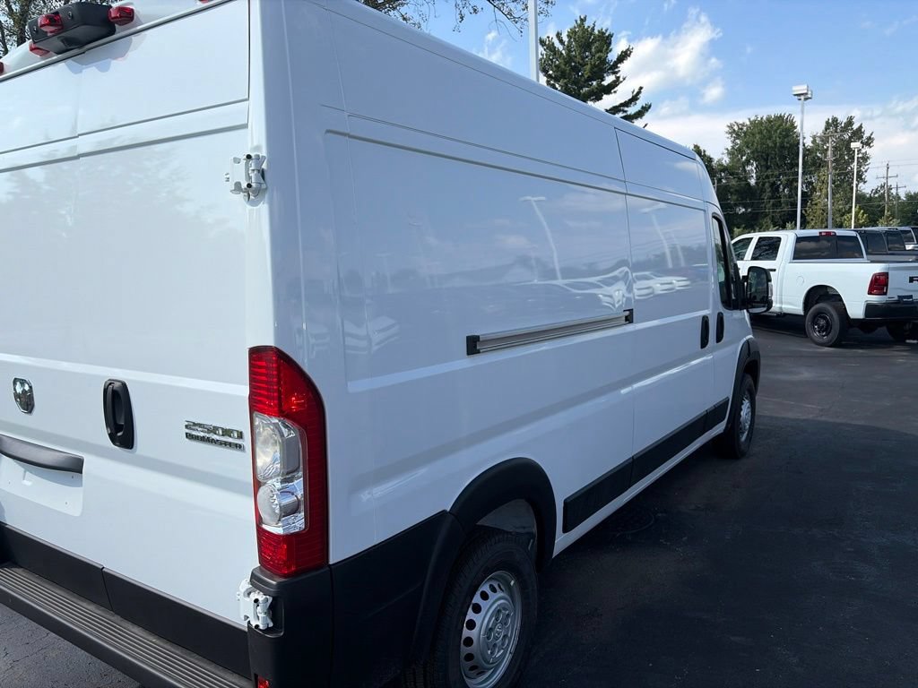 New 2026 RAM ProMaster 2500 w/ Convenience Group FWD image 14