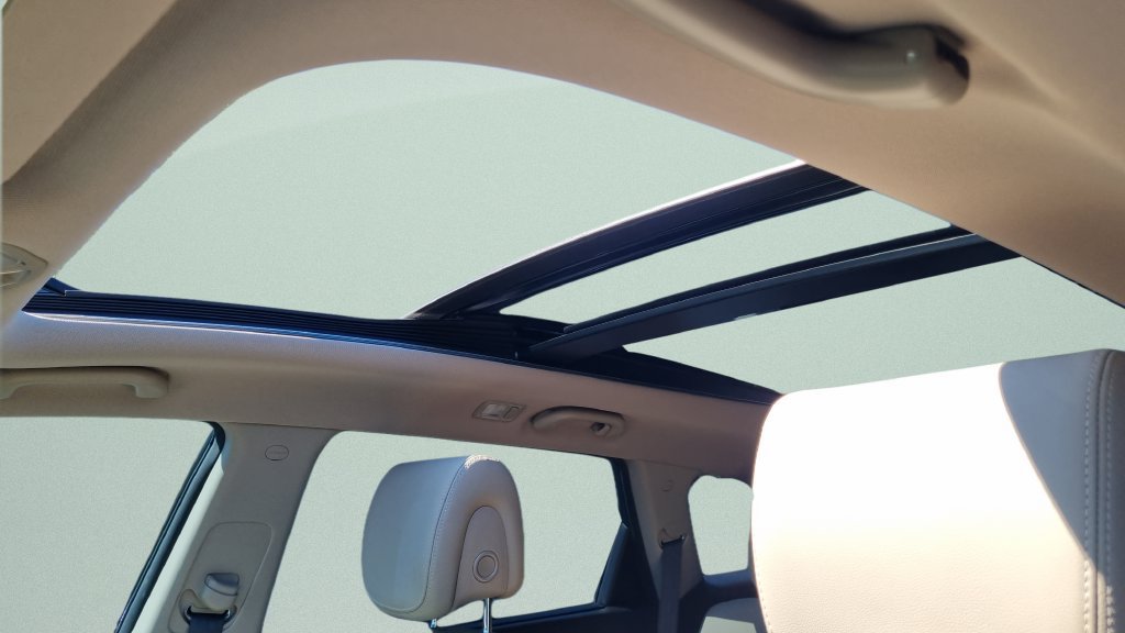 Used 2019 Hyundai Santa Fe XL AWD/4WD image 17