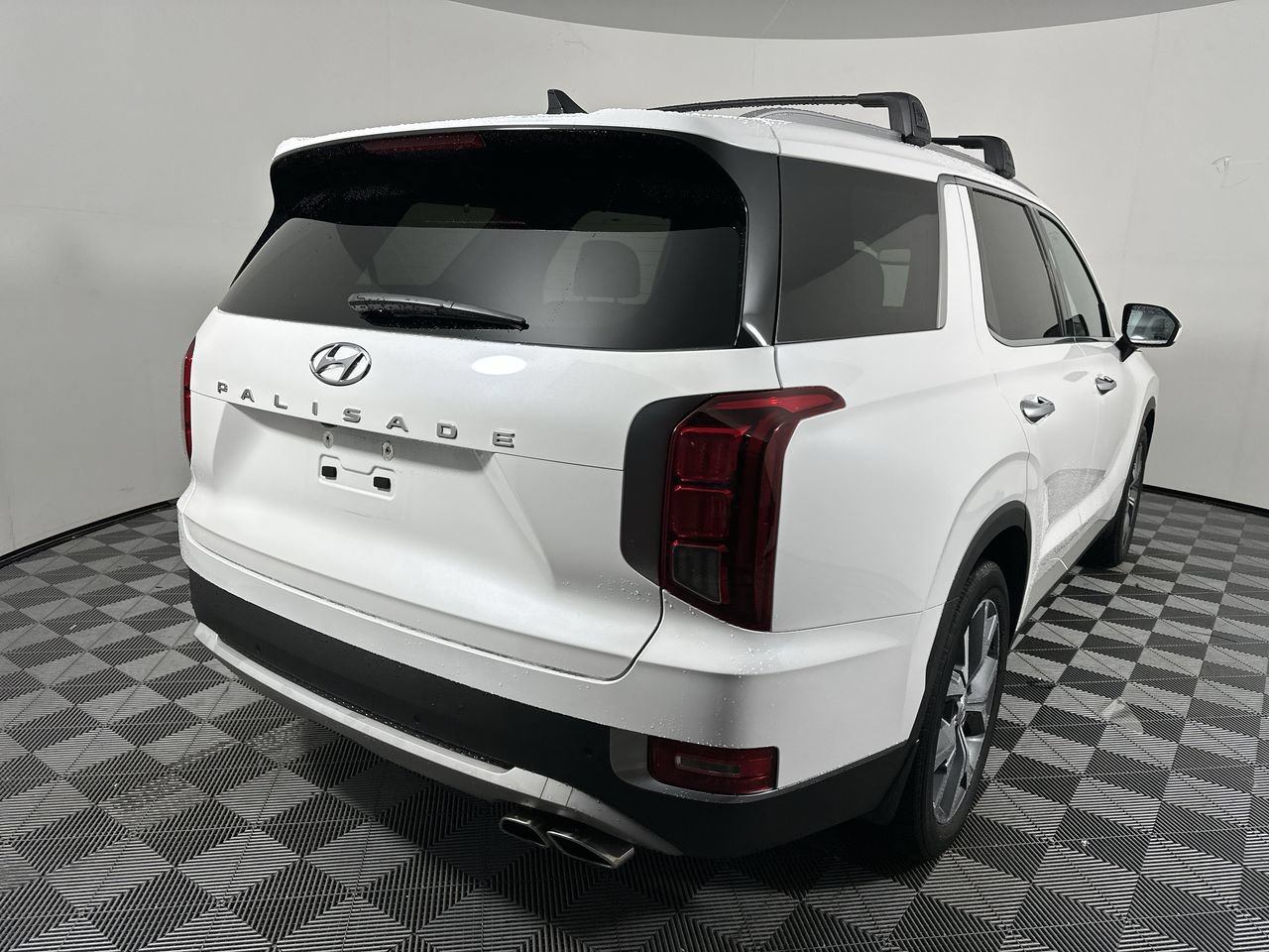 Used 2021 Hyundai Palisade SEL FWD image 3