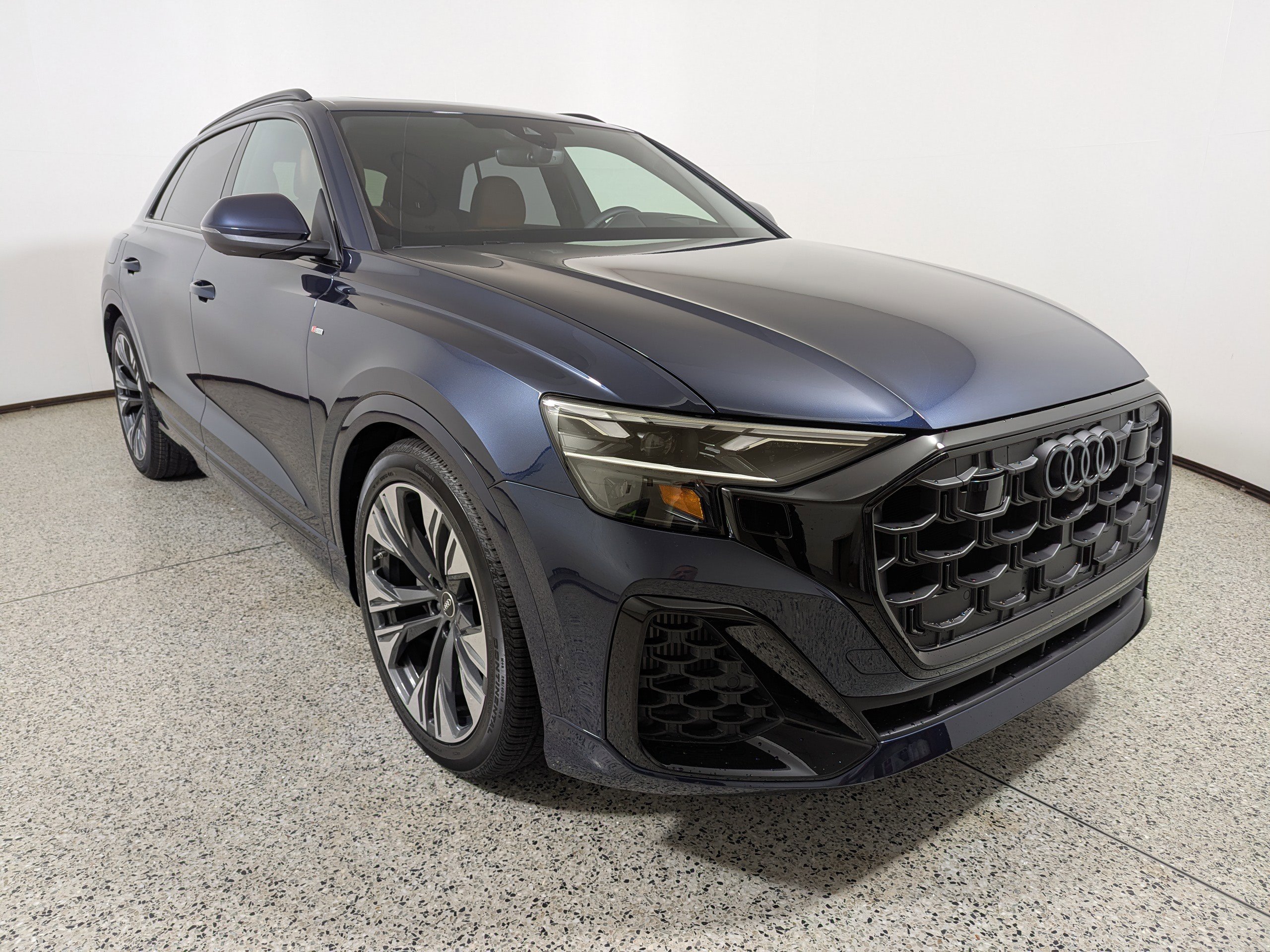 New 2026 Audi Q8 Prestige image 1