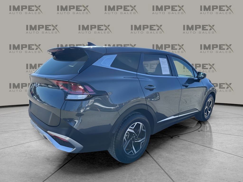 Used 2024 Kia Sportage LX image 5