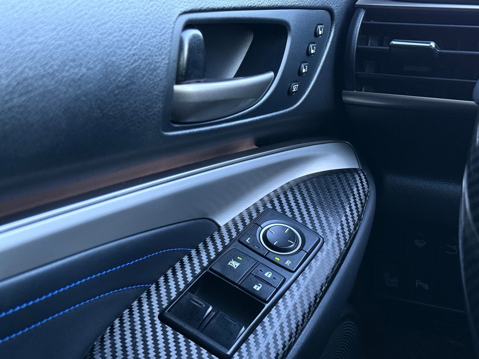 Used 2015 Lexus RC F w/ Premium Package image 27