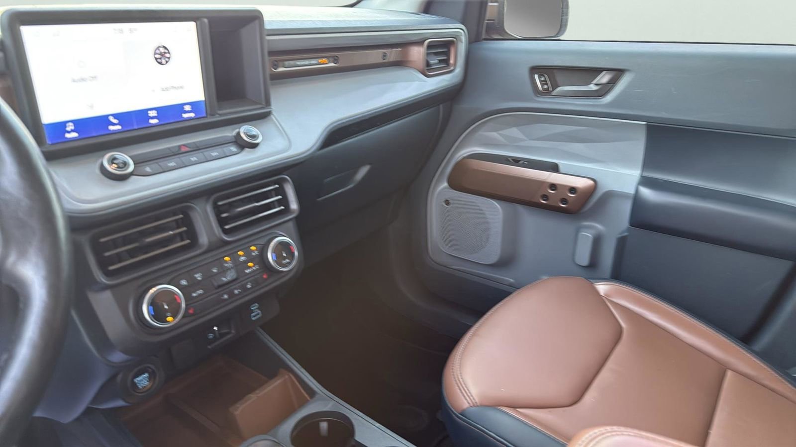 Certified 2022 Ford Maverick Lariat w/ Lariat Luxury Package image 18