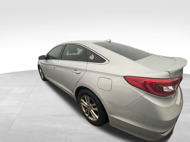 Used 2017 Hyundai Sonata SE FWD image 6