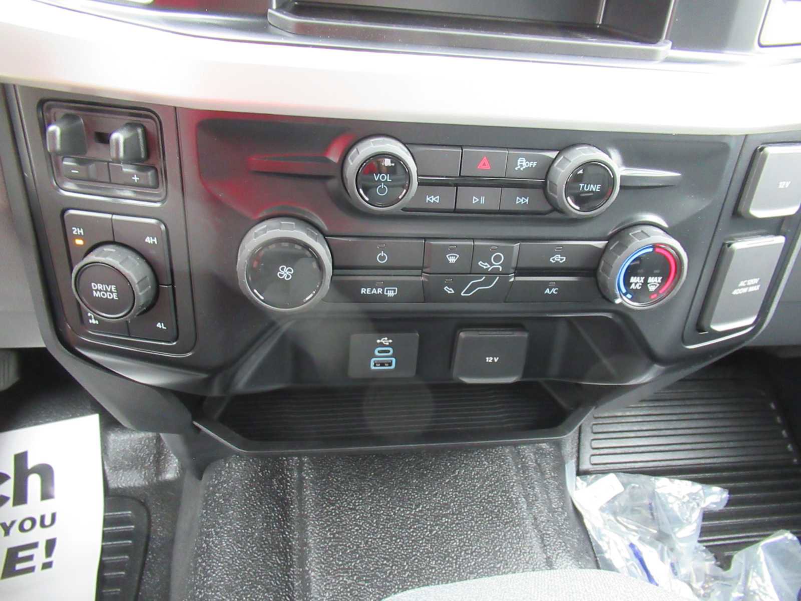 New 2026 Ford F350 XLT image 18