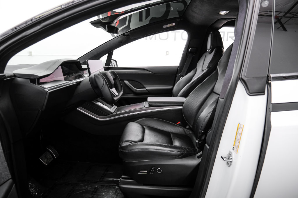 Used 2022 Tesla Model X Plaid AWD/4WD image 4