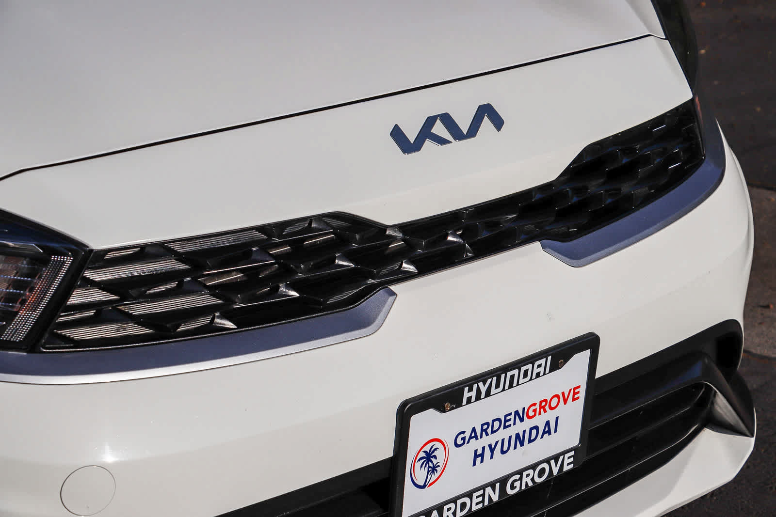 Used 2023 Kia Forte LX FWD image 5