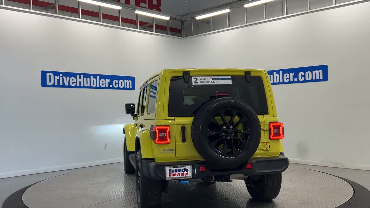 Used 2023 Jeep Wrangler Unlimited Sahara w/ Cold Weather Group AWD/4WD image 9