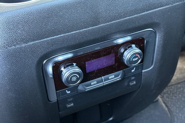 New 2026 GMC Yukon Denali w/ Sun & Power Step Package image 14