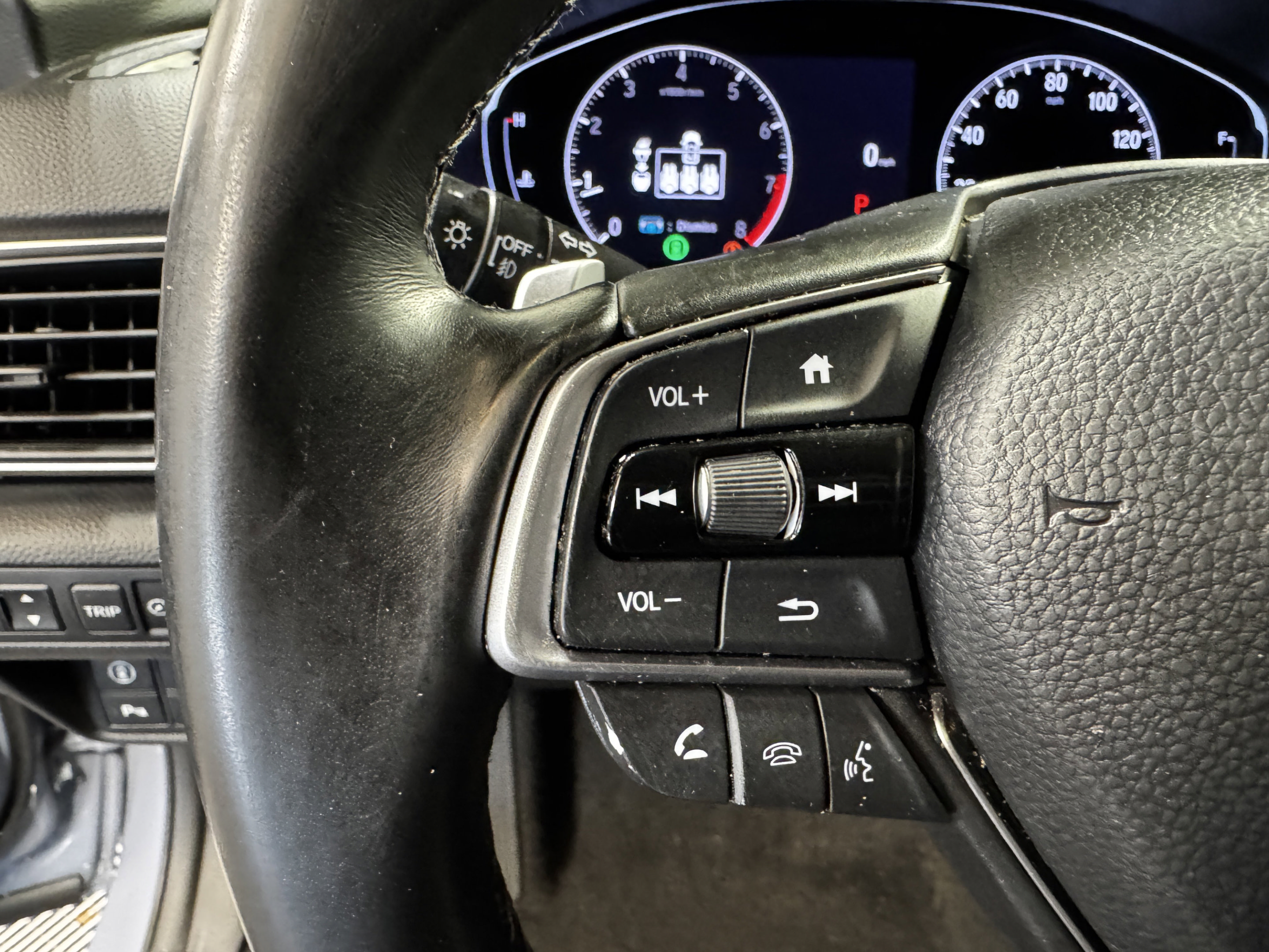 Used 2021 Honda Accord Touring image 18