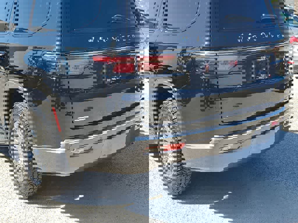 Used 2022 Jeep Wagoneer Series I image 8