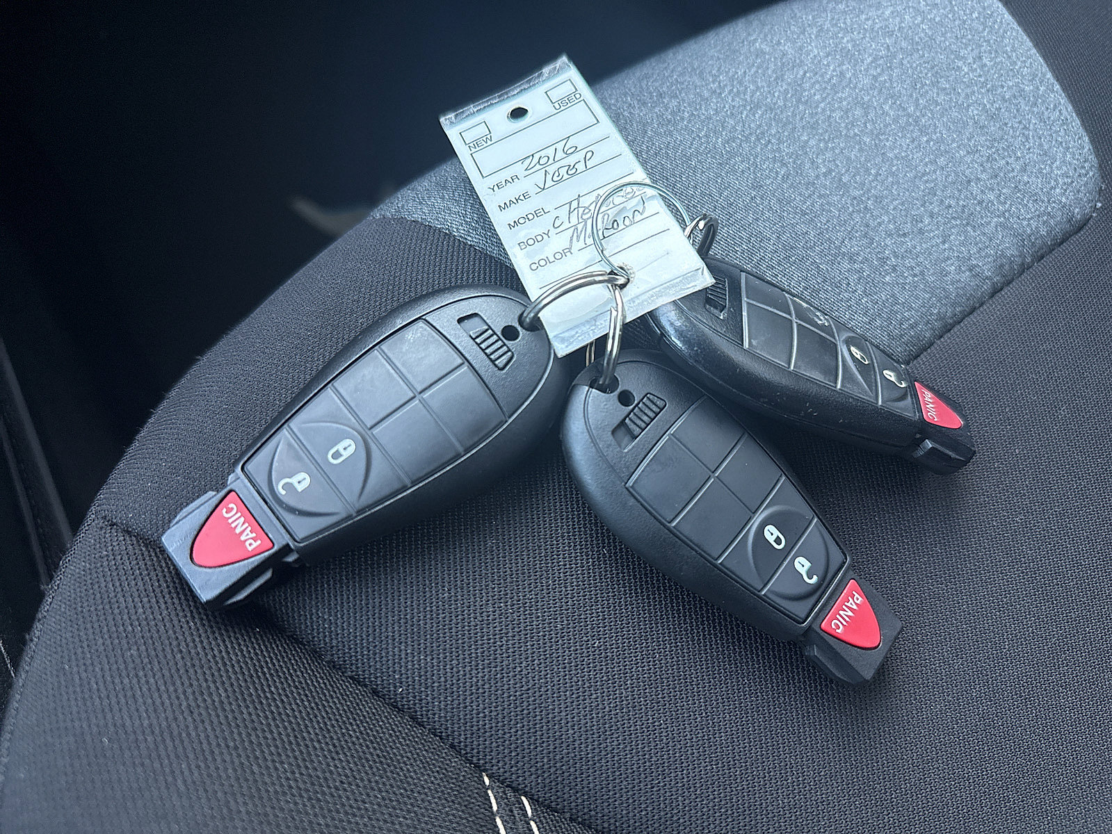 Used 2016 Jeep Cherokee Sport image 63