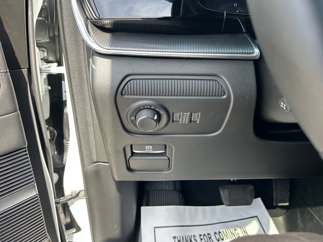 New 2026 Jeep Grand Wagoneer Summit image 28