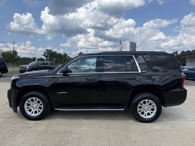 Used 2017 GMC Yukon SLT image 2