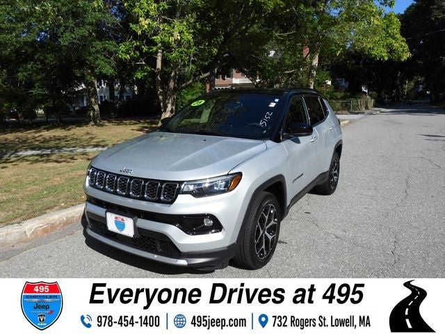 Used 2025 Jeep Compass Limited AWD/4WD image 1