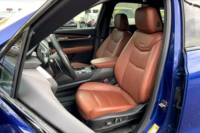 Used 2023 Cadillac XT5 Sportv w/ Technology Package AWD/4WD image 24