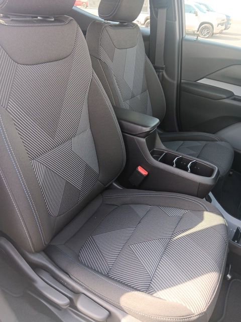 New 2027 Chevrolet Bolt LT w/ Comfort Package FWD image 27
