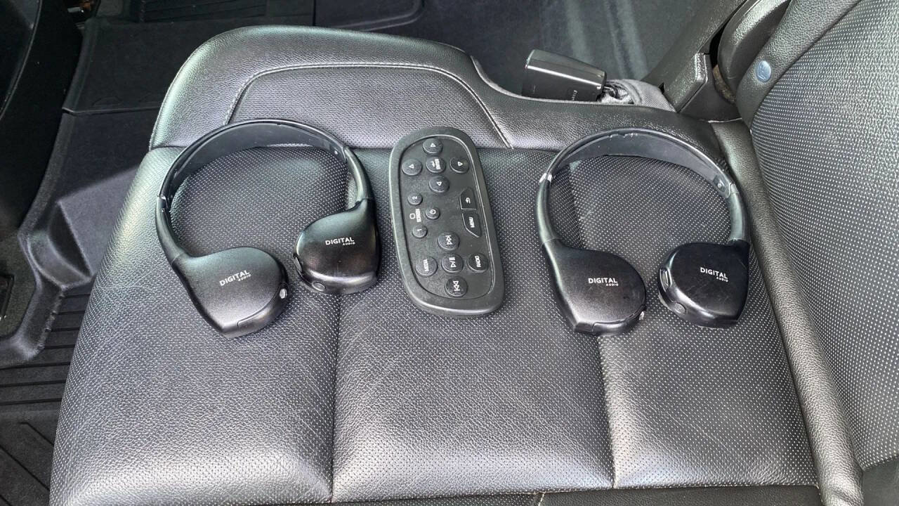 Used 2018 Chevrolet Tahoe Premier image 31