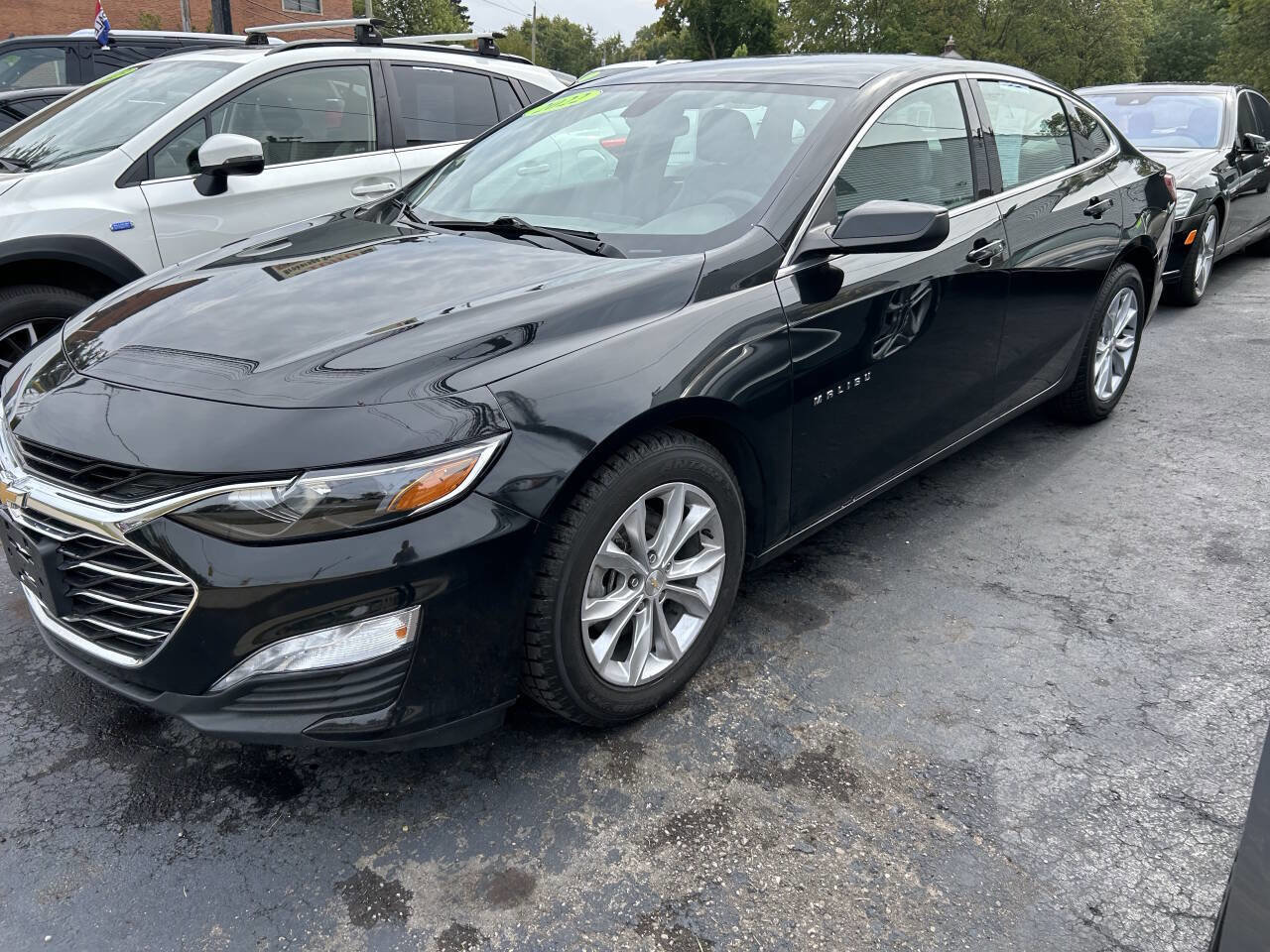Used 2022 Chevrolet Malibu LT image 1