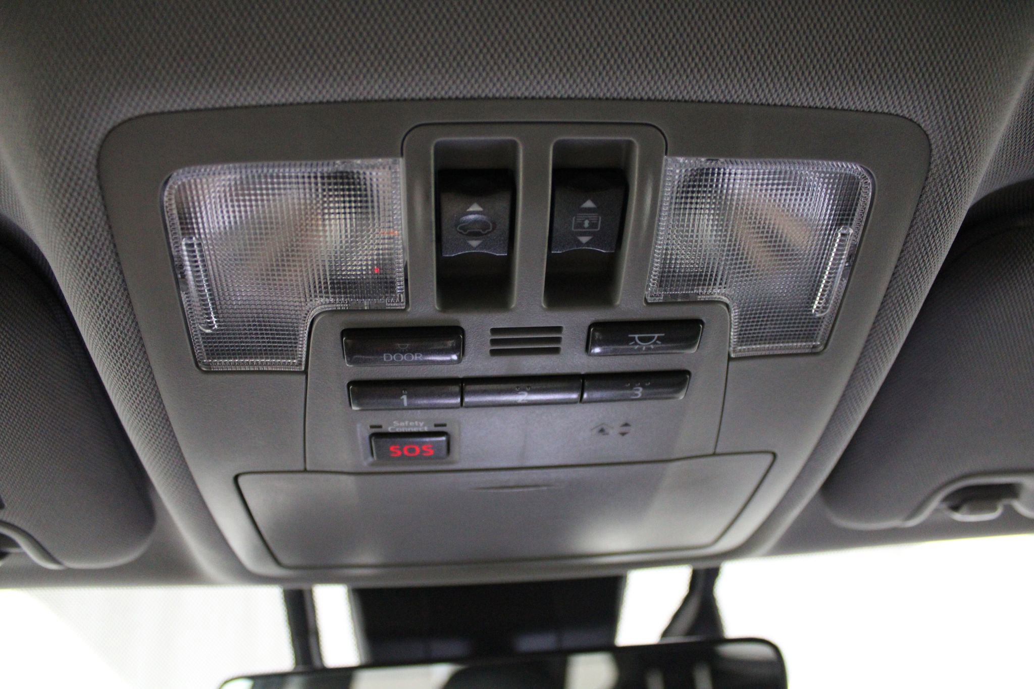 Used 2019 Toyota Highlander Limited Platinum image 33