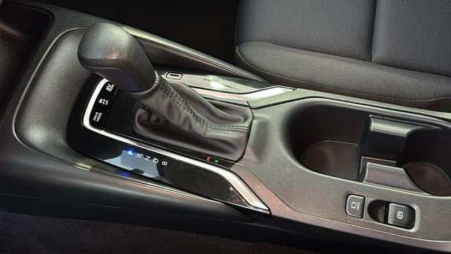 Used 2024 Toyota Corolla LE image 22