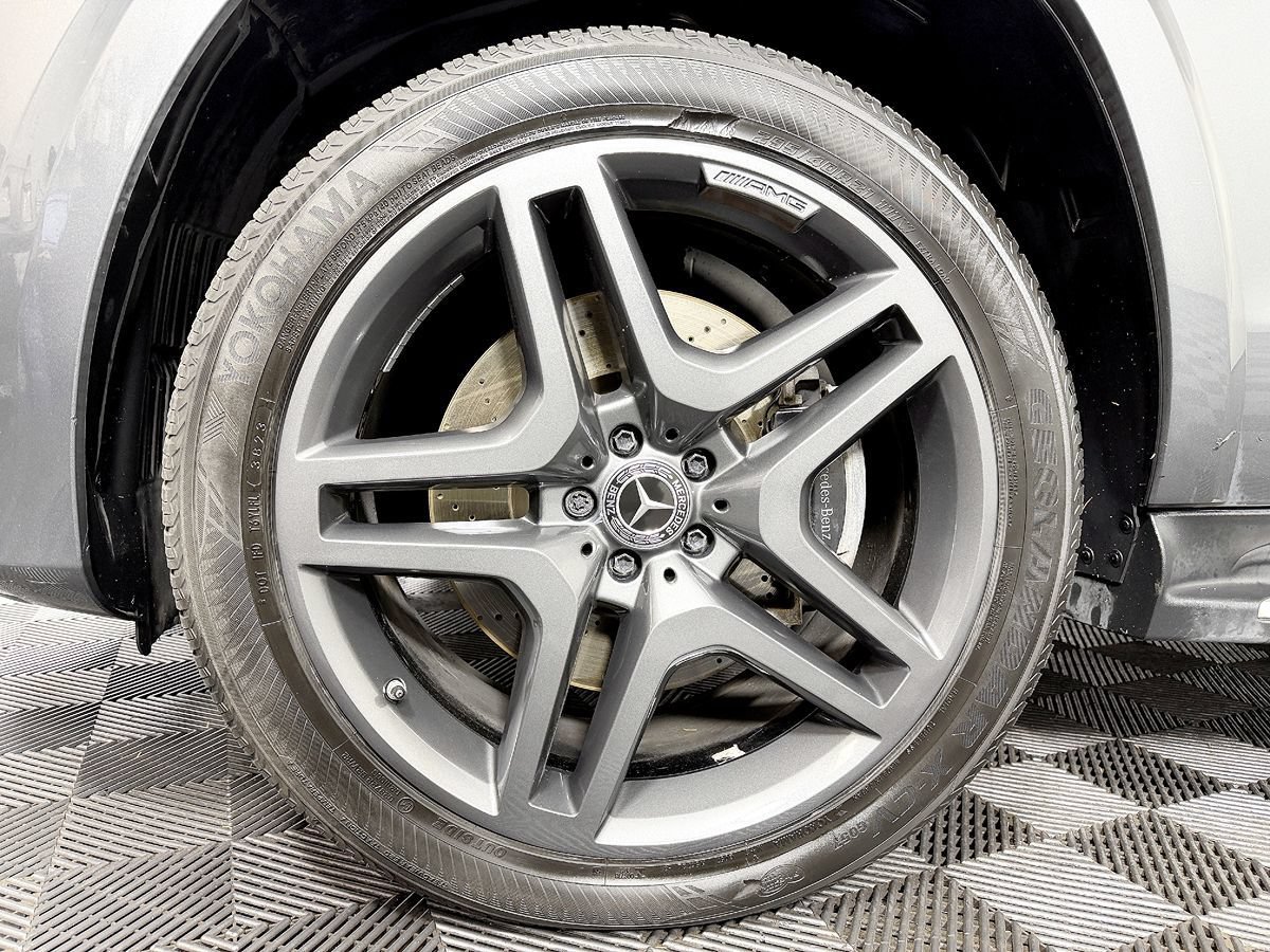 Used 2018 Mercedes-Benz GLS 550 4MATIC image 31