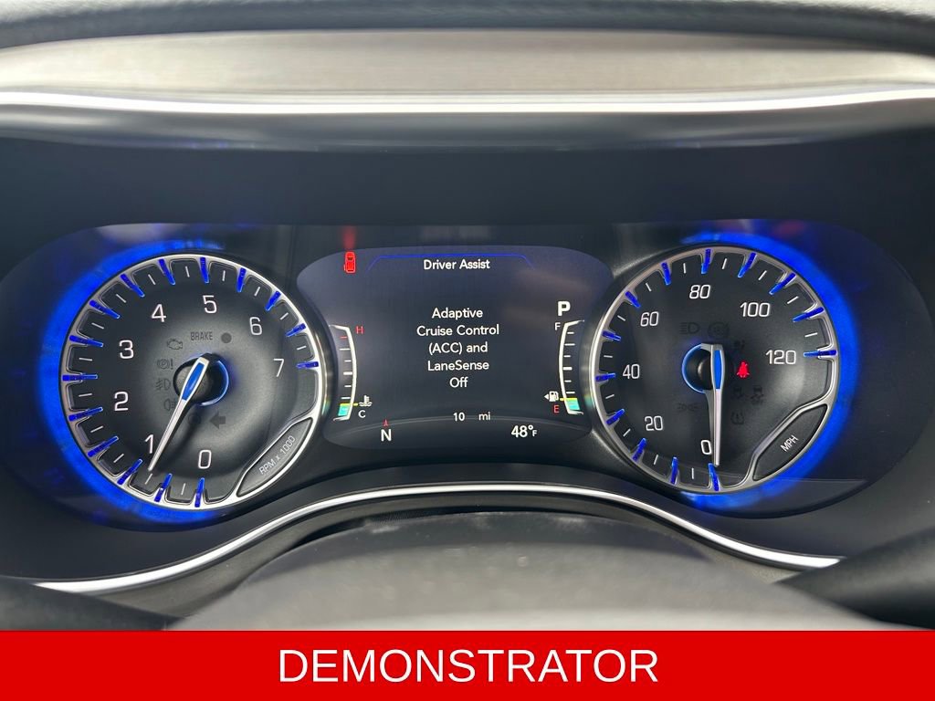 New 2026 Chrysler Pacifica Pinnacle image 11