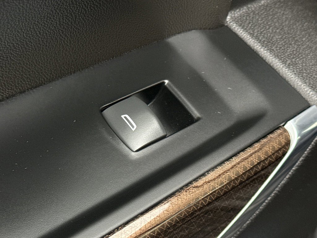 Used 2021 Chevrolet Silverado 1500 RST w/ Z71 Off-Road Package image 32