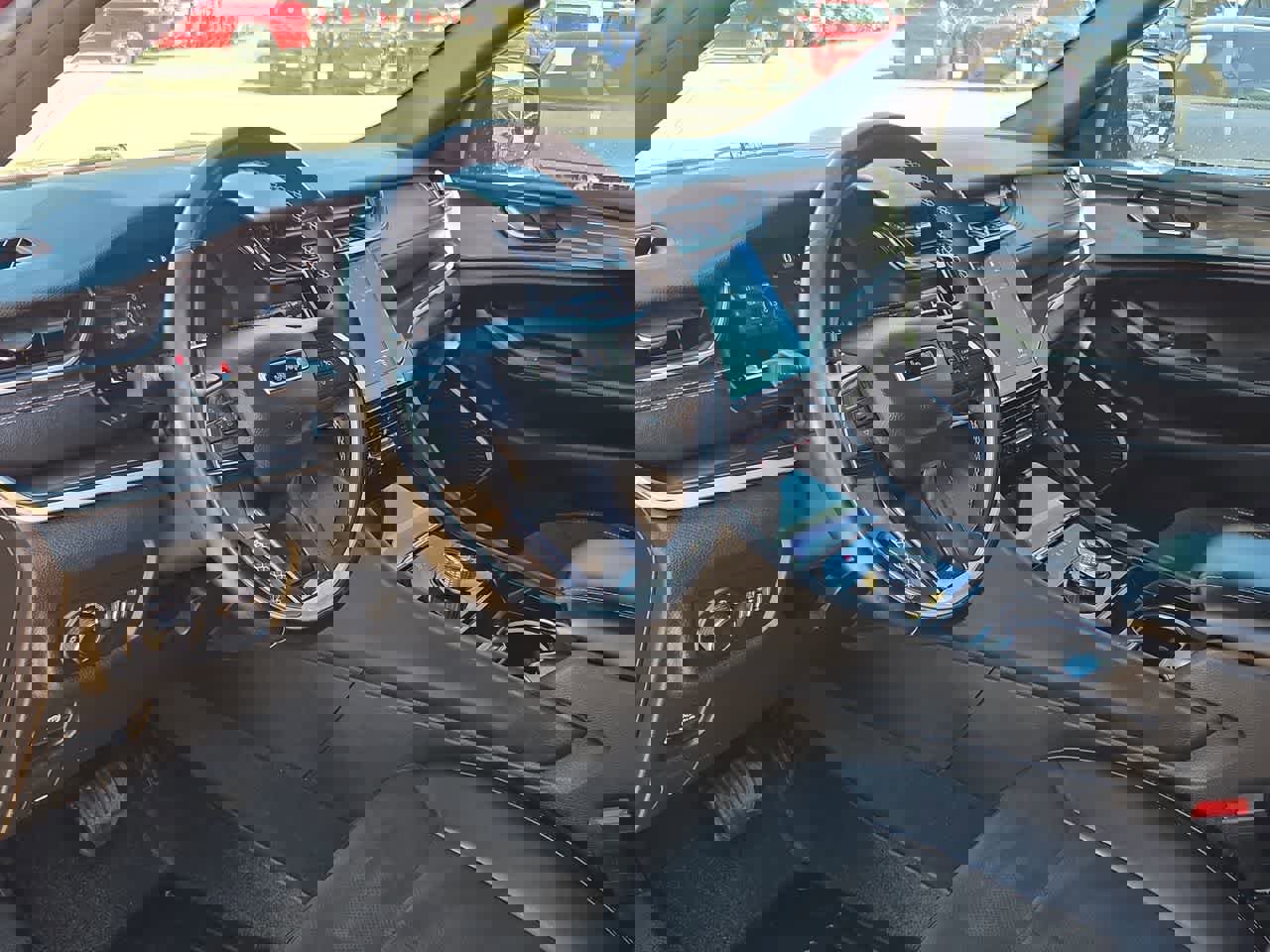 Used 2022 Jeep Grand Cherokee L Laredo image 10