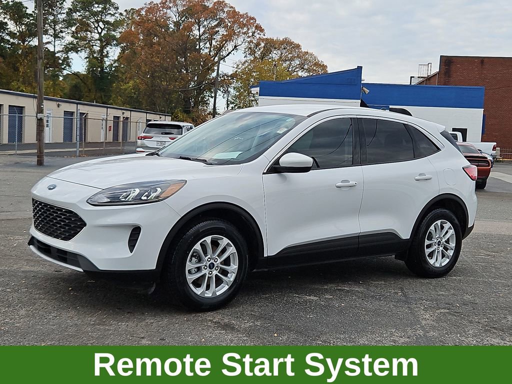 Used 2021 Ford Escape SE image 3
