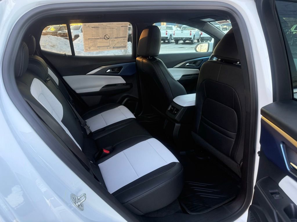 New 2026 Chevrolet Equinox EV LT FWD image 15