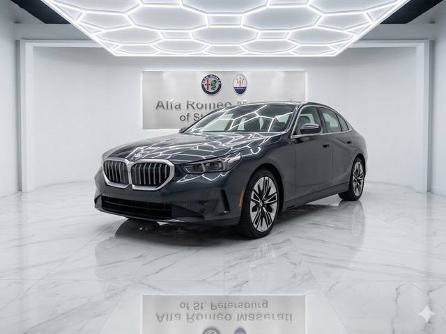 Used 2026 BMW 530i RWD image 2