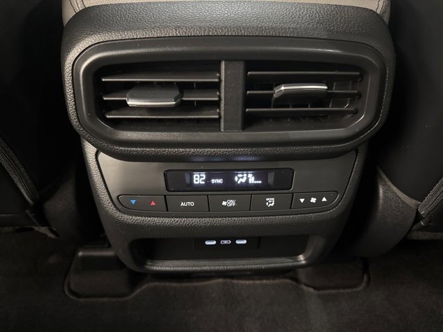 Used 2025 Honda Pilot EX-L image 23