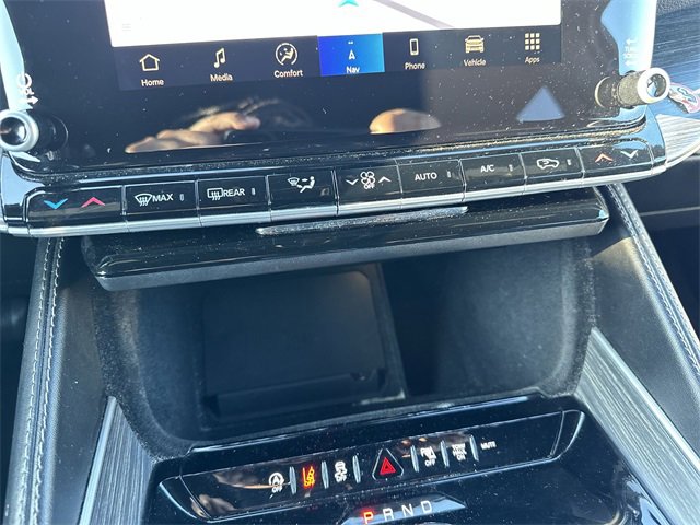 Used 2024 Jeep Wagoneer Series II w/ Flexible Seating Group image 16