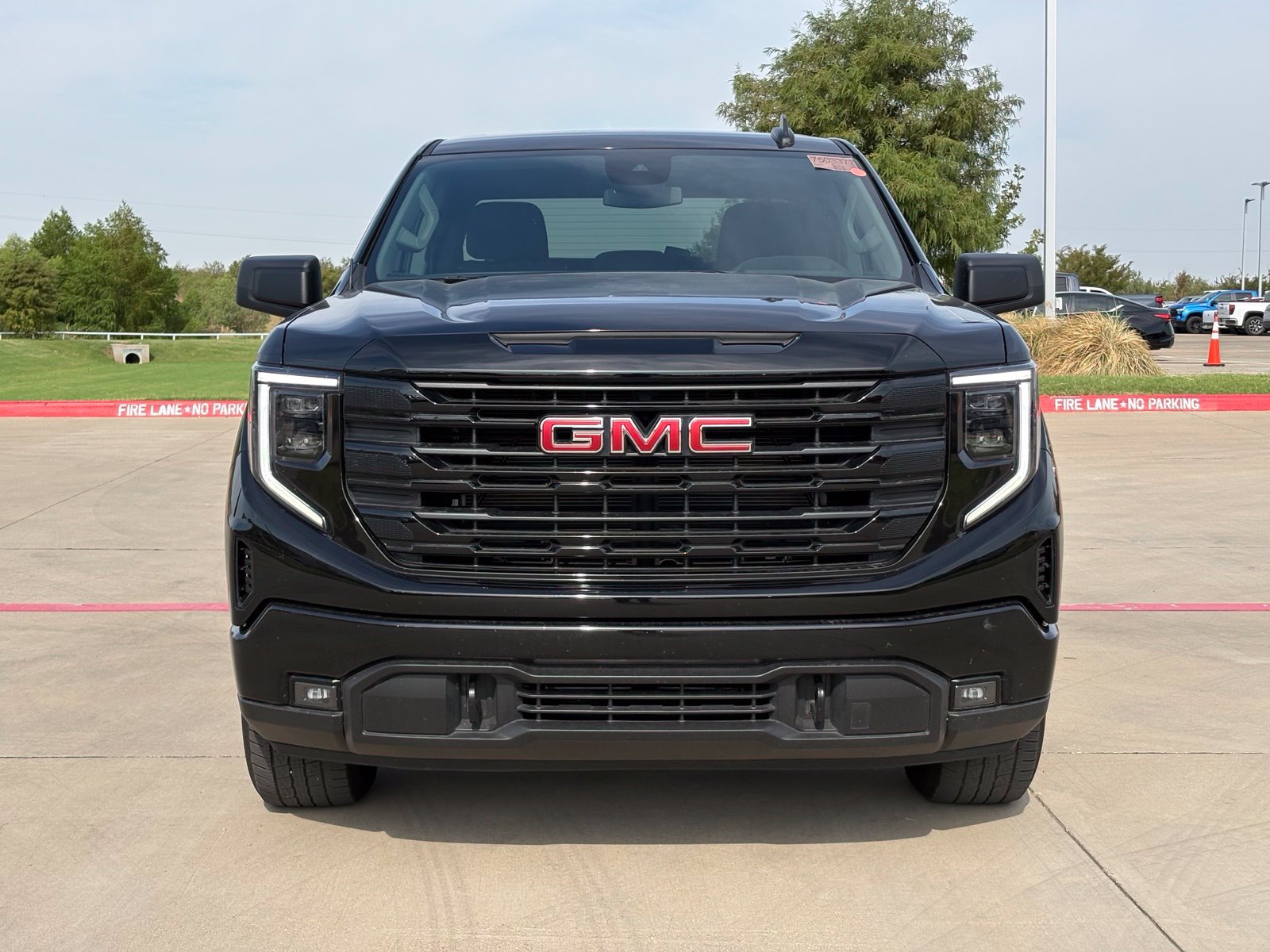 Certified 2024 GMC Sierra 1500 Elevation AWD/4WD image 2