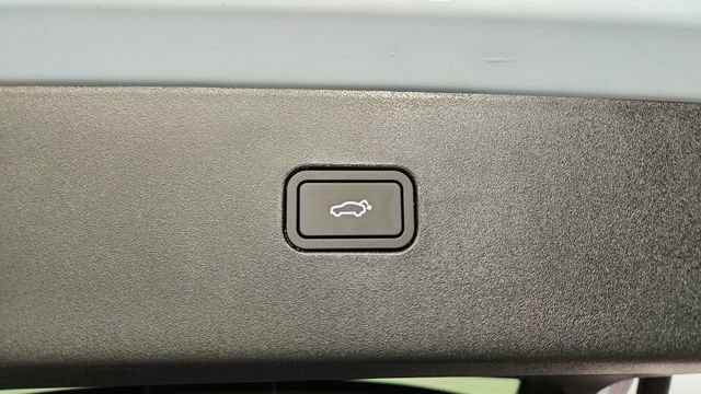 New 2026 Volvo EX30 Ultra w/ Protection Package AWD/4WD image 39