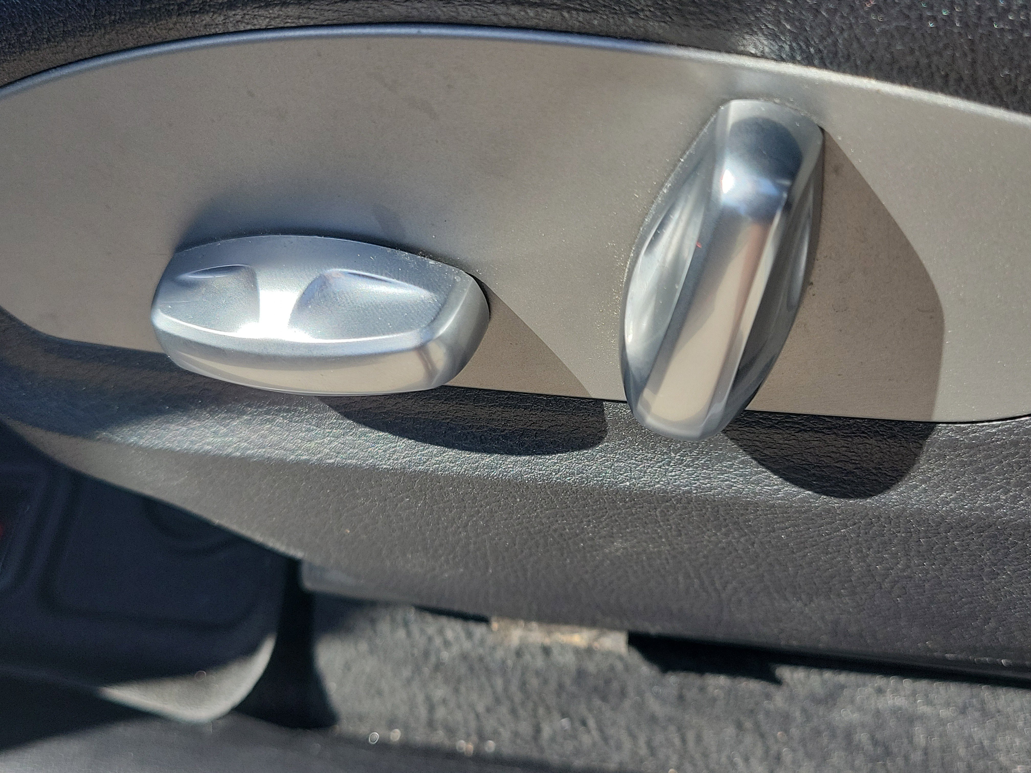 Used 2019 Porsche Macan AWD/4WD image 22