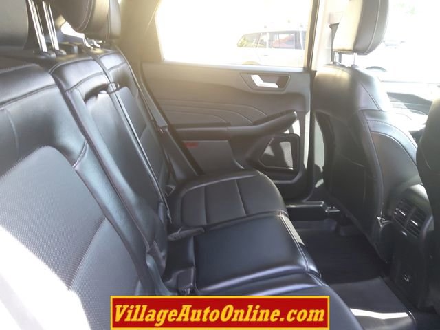 Used 2022 Ford Escape SEL image 42