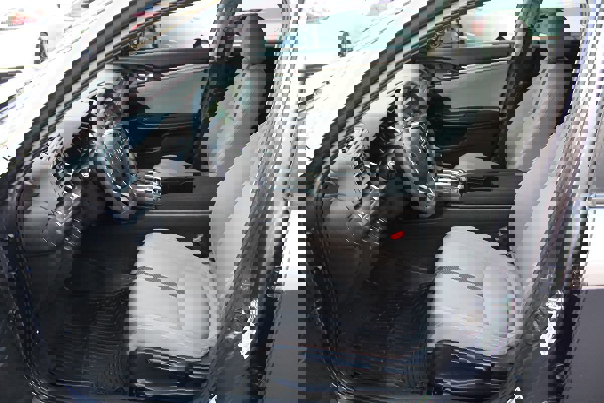 Used 2016 Honda Civic EX-T image 17