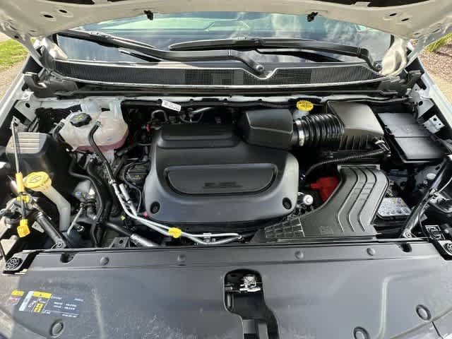 Used 2026 Chrysler Pacifica Select w/ S Appearance Package AWD/4WD image 26