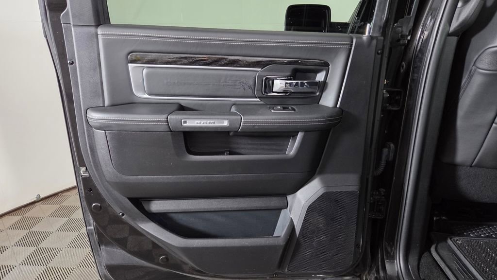 Used 2017 RAM 2500 Limited image 27