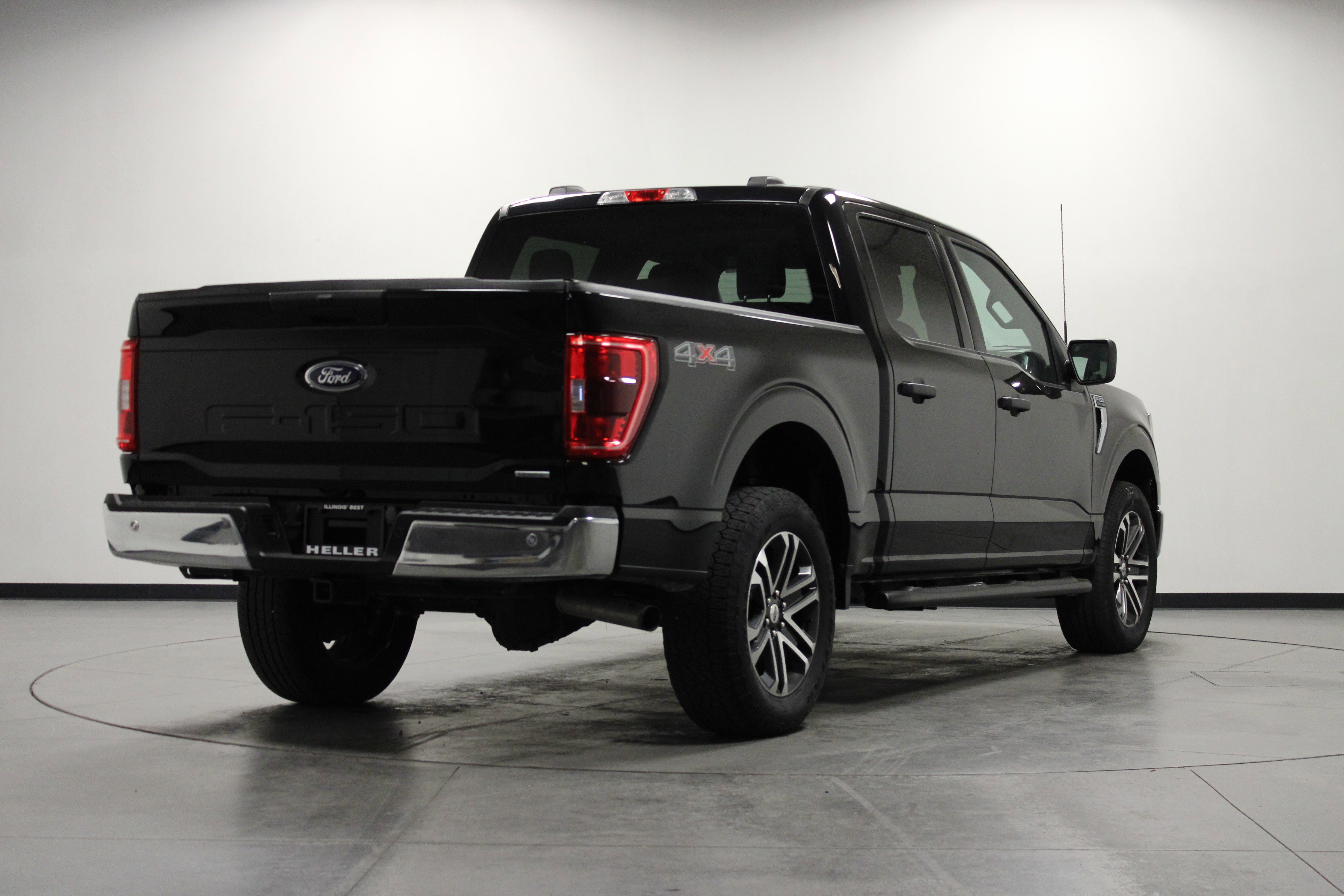 Used 2023 Ford F150 XLT w/ Equipment Group 301A Mid AWD/4WD image 4
