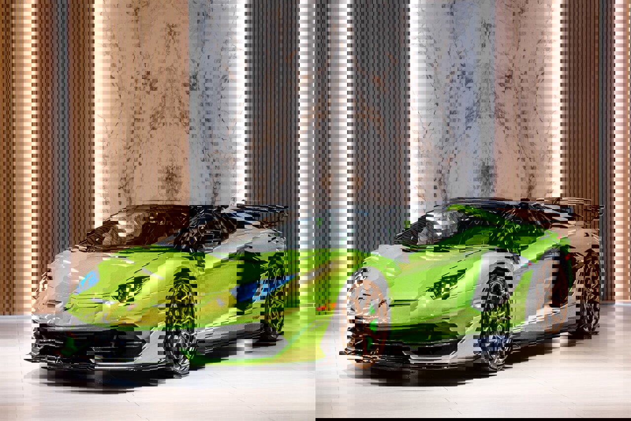 Used 2021 Lamborghini Aventador SVJ image 1