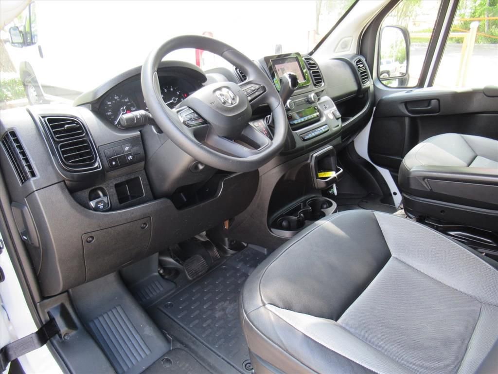 Used 2025 RAM ProMaster 2500 w/ Convenience Group FWD image 20