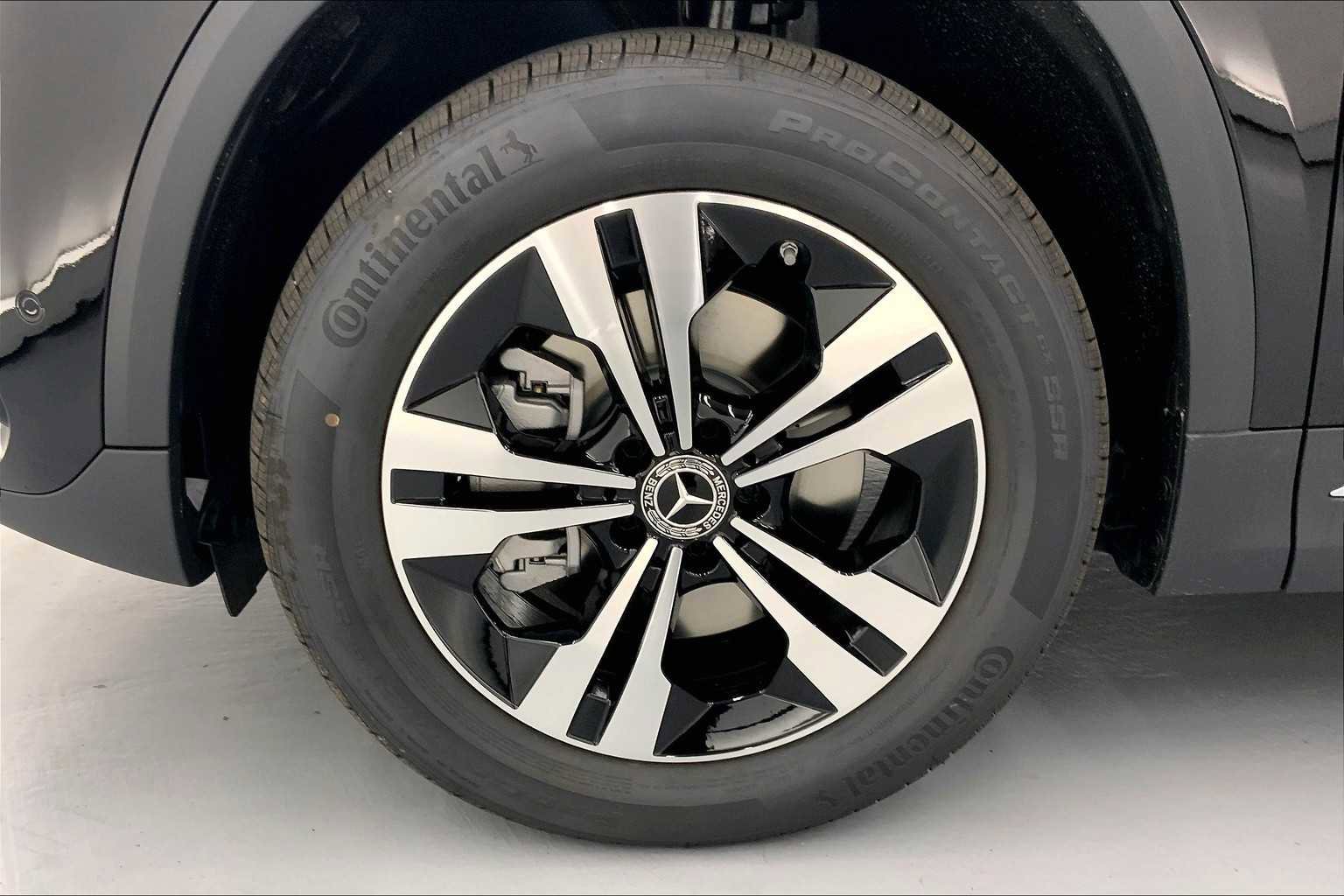 New 2026 Mercedes-Benz GLA 250 GLA 250 image 9