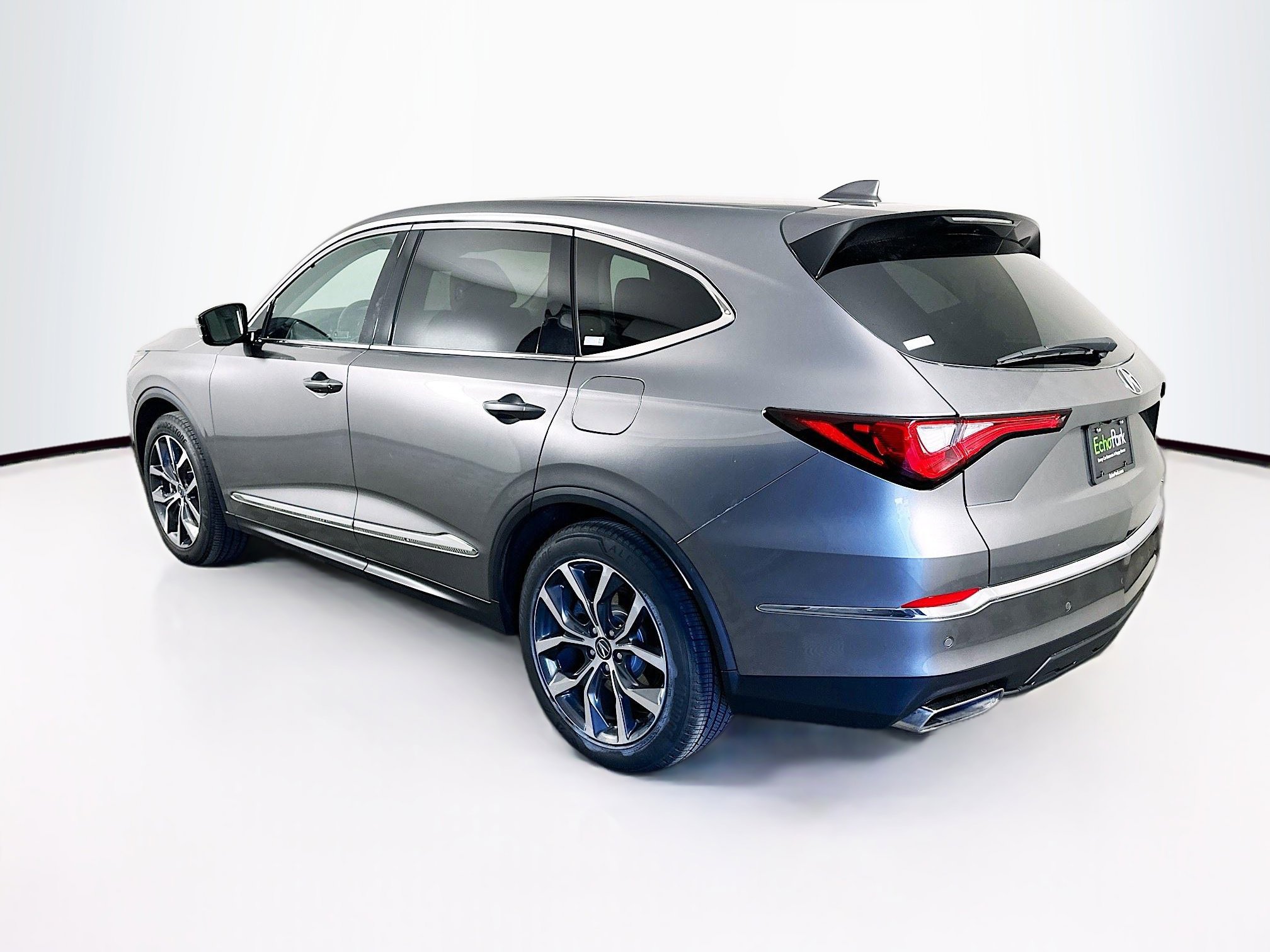 Used 2023 Acura MDX SH-AWD w/ Technology Package image 5