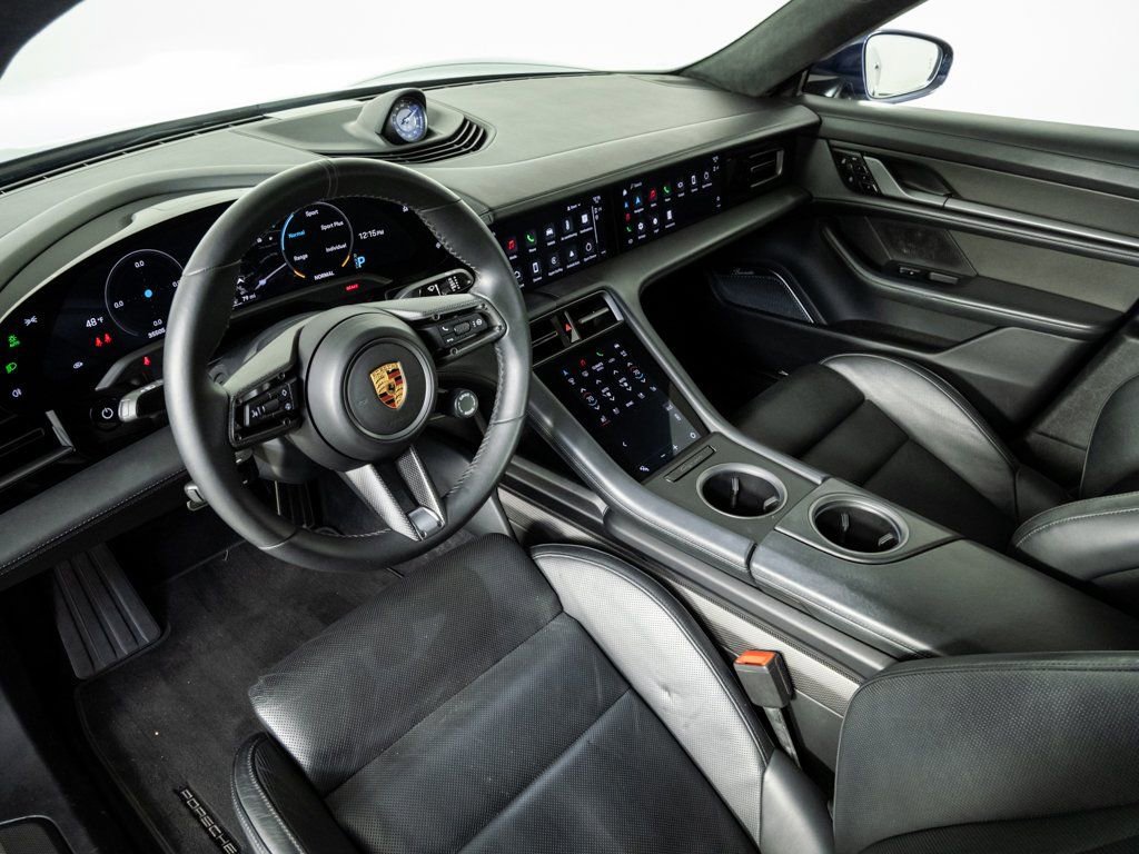 Used 2020 Porsche Taycan Turbo S image 5