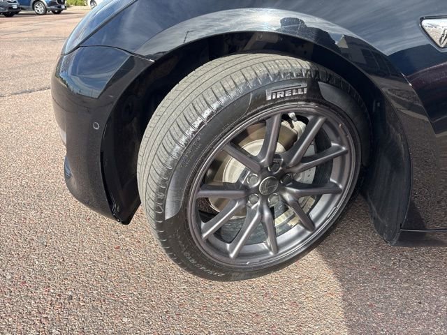 Used 2019 Tesla Model 3 Long Range image 4