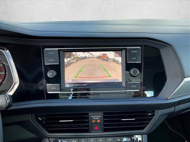 Used 2021 Volkswagen Jetta SE w/ SE Cold Weather Package FWD image 22