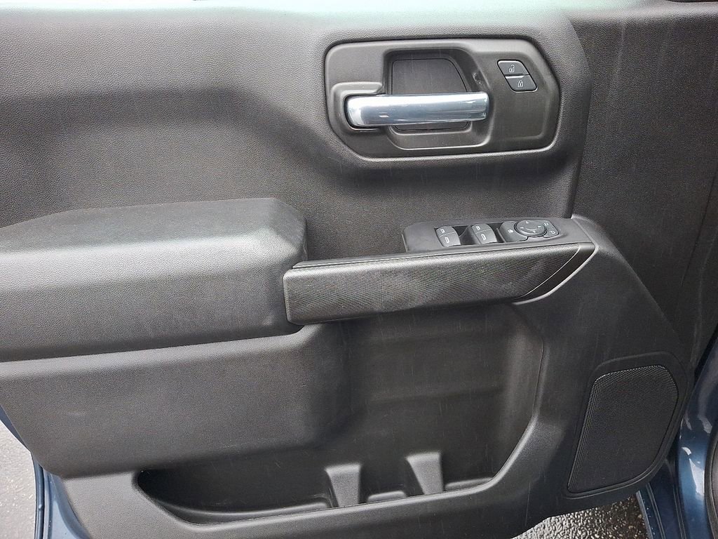 Used 2022 Chevrolet Silverado 1500 Custom image 12